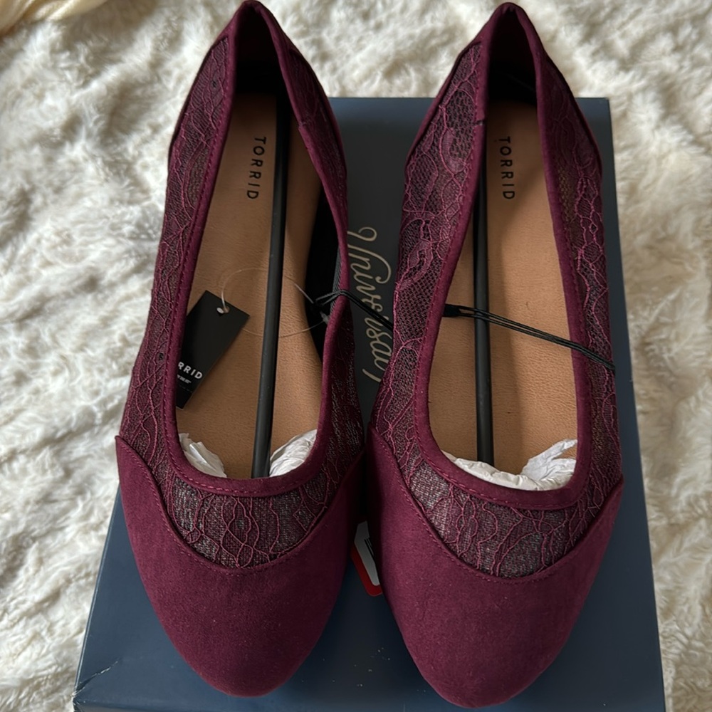 Torrid burgundy flats size 11